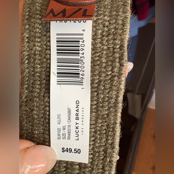 Lucky Brand women’s elastic belt wood buckle green size M / L NWT boho safari - Picture 7 of 7